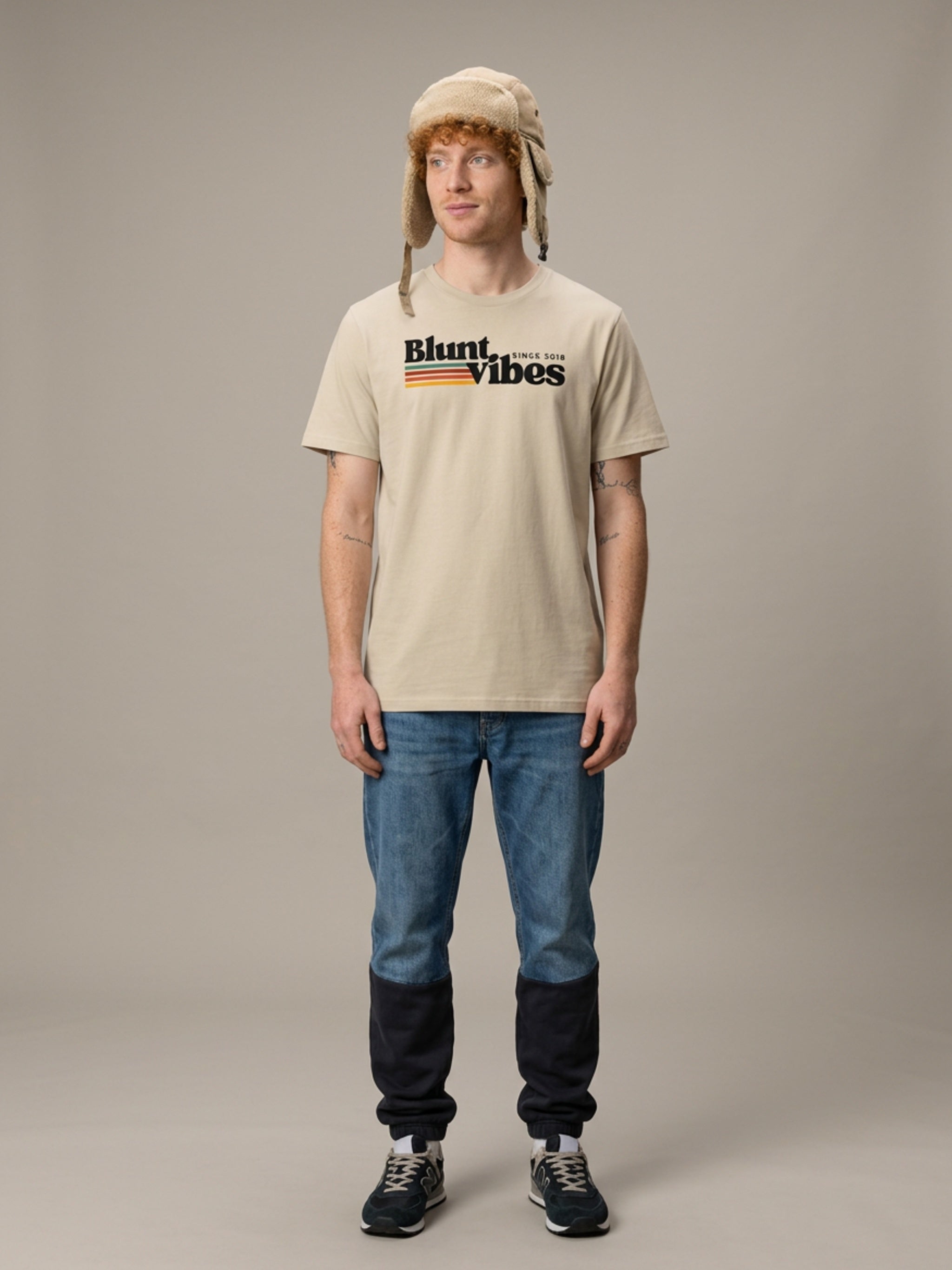 MENS 'BLUNT VIBES' organic mid-light TEE