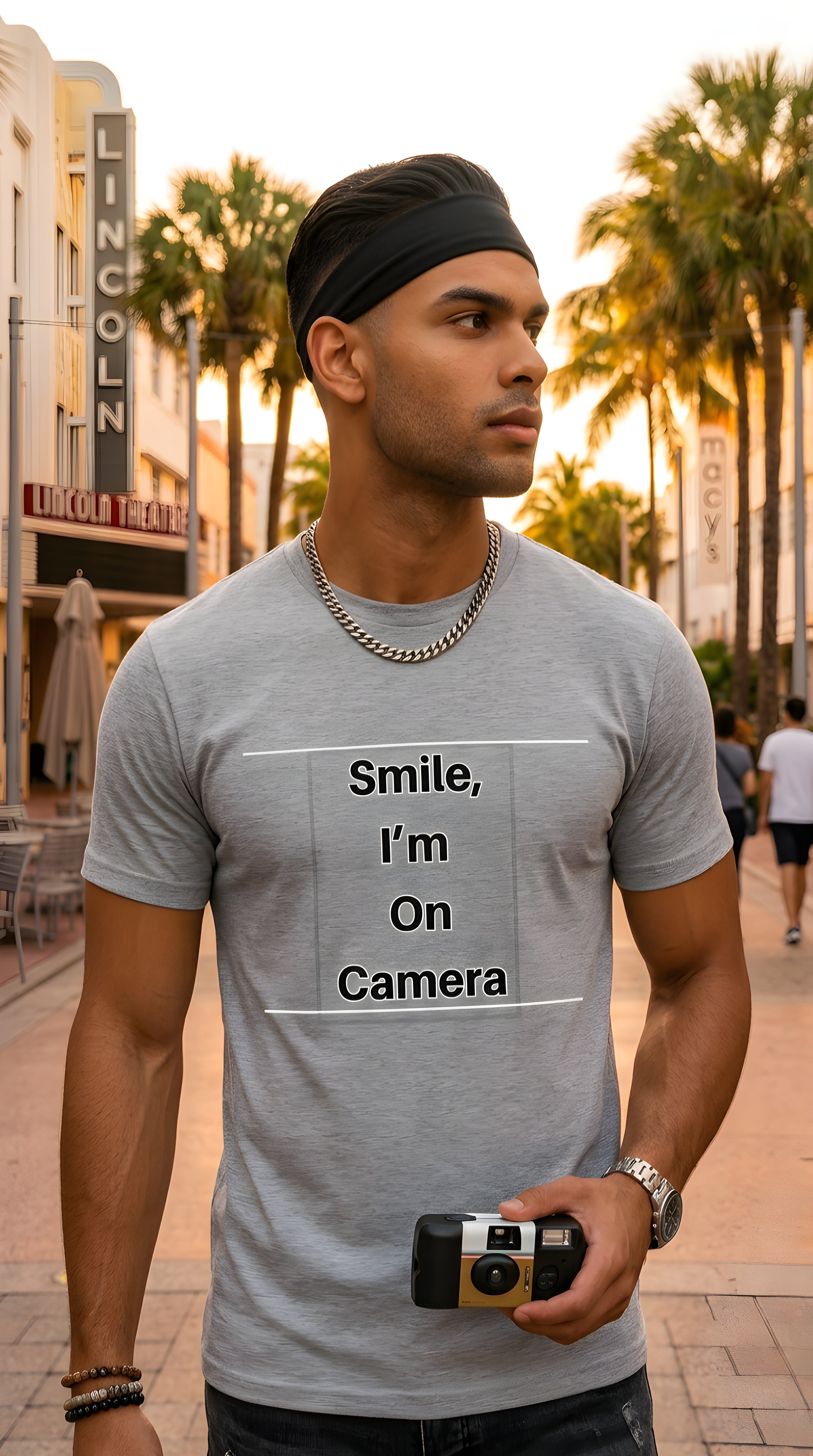 Mens Smile  organic mid-light Tee