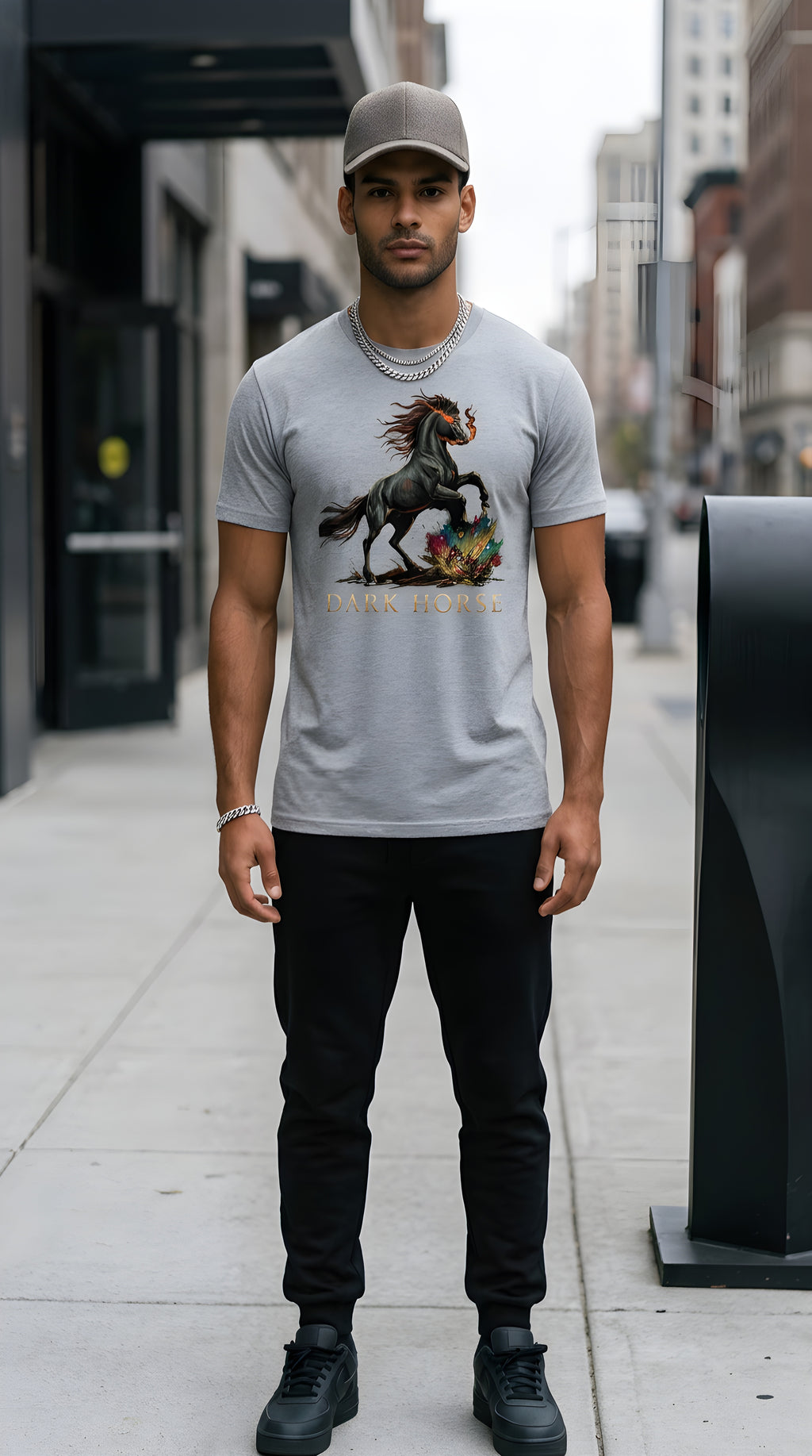 MENS ' DARK HORSE '  organic mid-light Tee