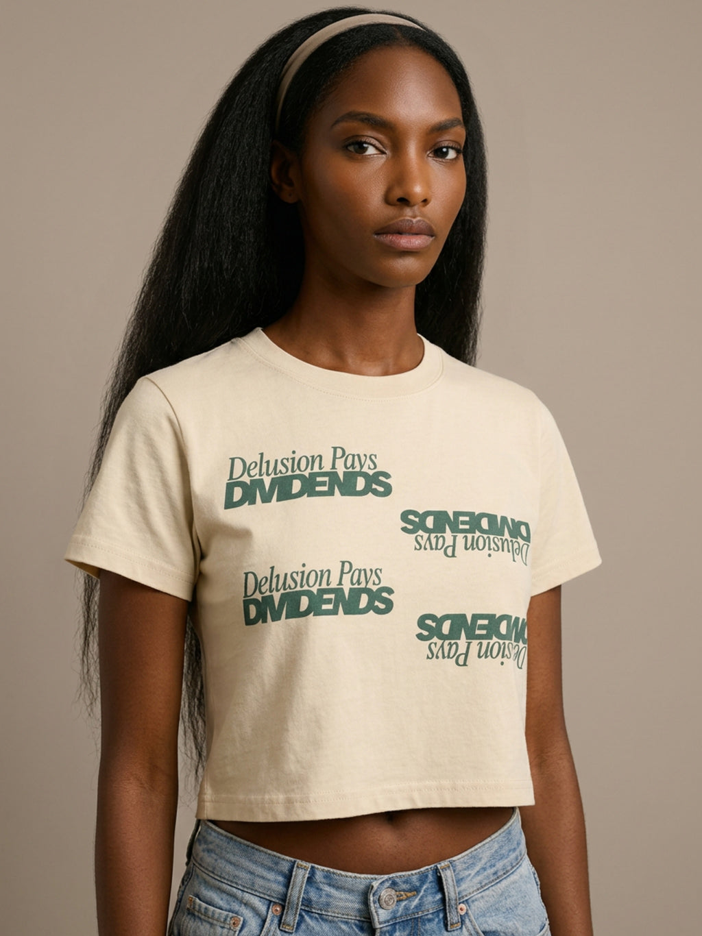 WOMENS ' DELUSIONAL DIVIDENDS ' Mineral Wash Cotton Crop TEE