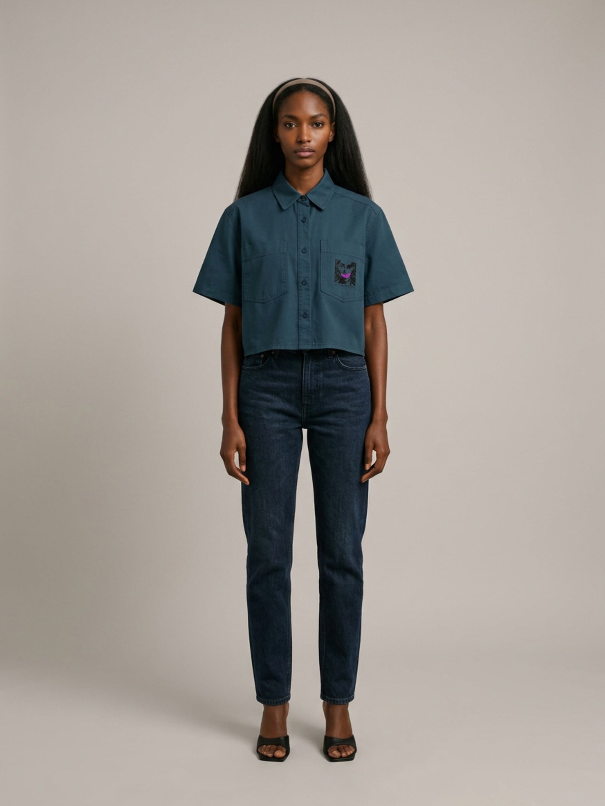 WOMENS ' FILTERED REALITY ' Crop Short Sleeve Shirt